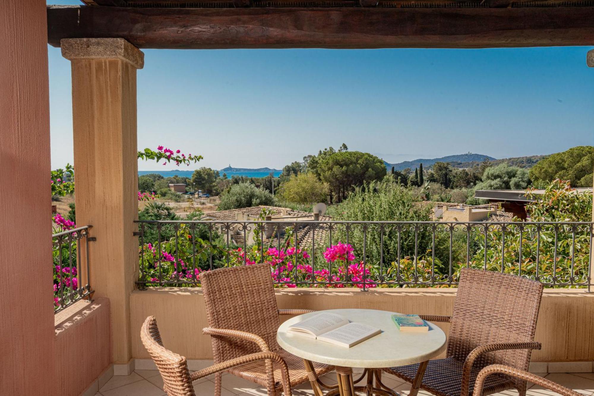 Hotel Mariposas Villasimius Eksteriør billede