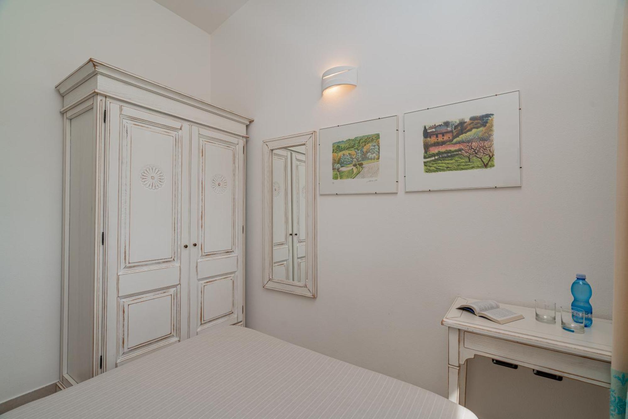 Hotel Mariposas Villasimius Eksteriør billede