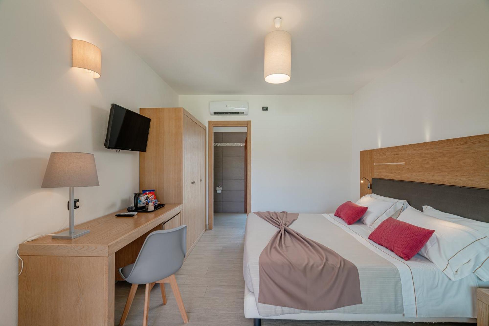 Hotel Mariposas Villasimius Eksteriør billede